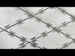 Güçlü keskin bıçak dikenli bant tel sıcak batırılmış galvanizli 2.5 mm Bto-22 Güvenlik