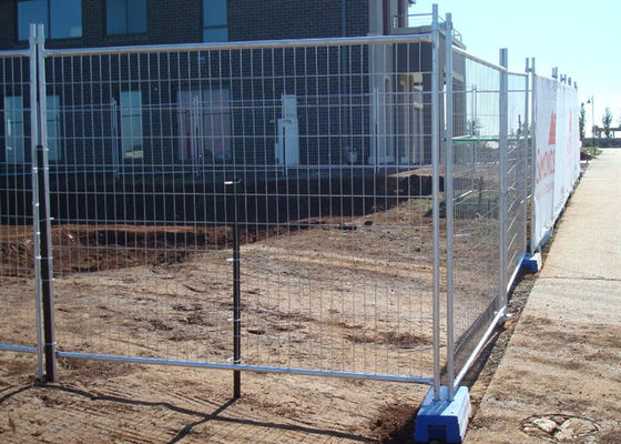 Temporary crowd control fence Galvanizd Mesh Panel 2.1x2.4m For Big Events