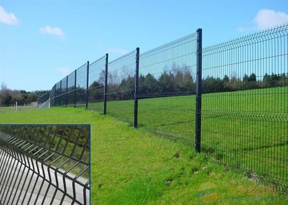 Galvanizli Metal Tel Ağı Üçgen Eğili Çit 0.63 M Güvenlik İçin