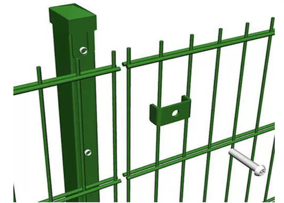 Bahçeler için sıcak daldırılmış galvanizli çift döngü tel çitleri 55 * 100mm ağ deliği