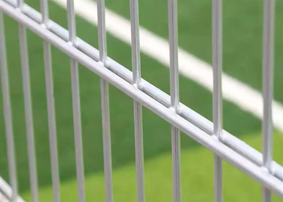 Bahçe / Spor için galvanizli ve PVC kaplı çift çubuklu tel çitleri
