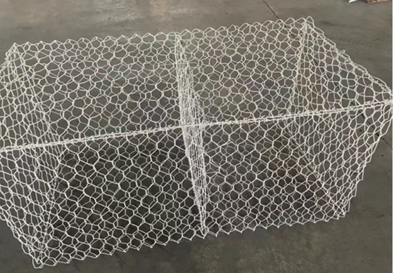 Düşük karbonlu çelik HDG Gabion sepetleri 100 * 120mm Boudary hattı için