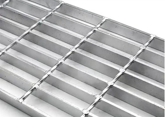 Çelik ızgara yürüyüş yeri merdivenler için sıcak dip galvanize 30 * 5mm
