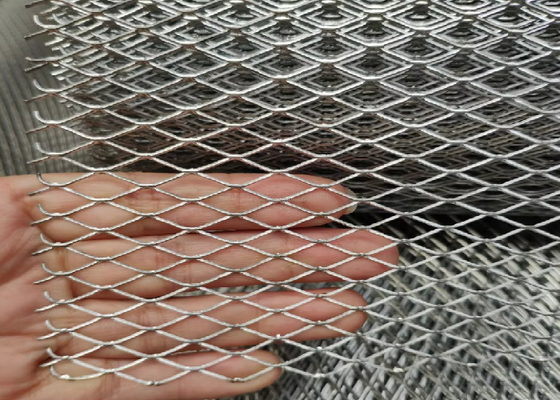 96 inç uzunluğunda genişletilmiş metal tel örgü elmas delik türü