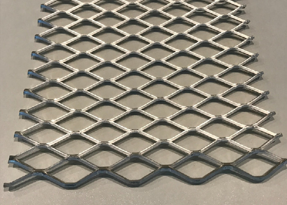 Genişletilmiş Metal Tel Ağı Yüksek Güçlü Havalandırılmış Tasarım Özel Boyutlar Mümkün
