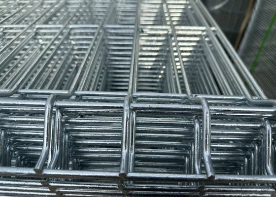 Galvanizli Çelik Üçgen Çit Paneli Kesilmeye Karşı Güvenlik Ağı