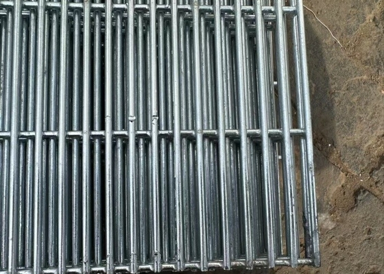 358 Anti Cut Güvenlik Çit Paneli 2.4m x 3.0m Galvanizli Çelik Ağı