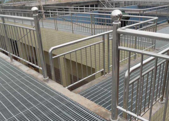 Endüstriyel Sınıf Galvanizli Çelik Yürüme Yolu Izgarası R13 Kaymaz