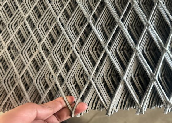 Mimari Cepheler ve Güneş Koruması Sistemleri için Dekoratif Genişletilmiş Metal Mesh