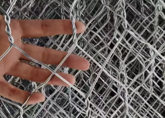 Nehir koruması için galvanizli gabion kutu taş kafes 2*1*1m