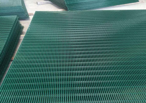 Galvanizli ve Tozla Kaplı 358 Park / Okullar için Güvenlik Çit 2 * 2.5m