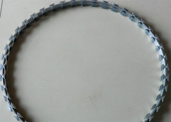 Özel Ev için Bto-22 Jiletli Bobin Dikenli Tel Pvc Kaplı 500mm Çap