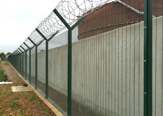Clear View Clearvu 358 Güvenlik Eskrim Spor Alanı İçin Tırmanma Karşıtı